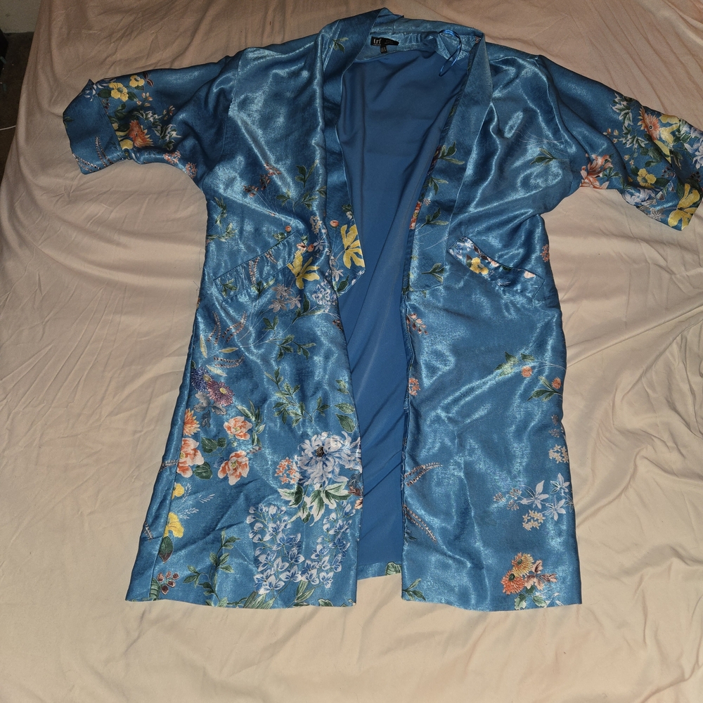 Zara TRF Blue Kimono Robe